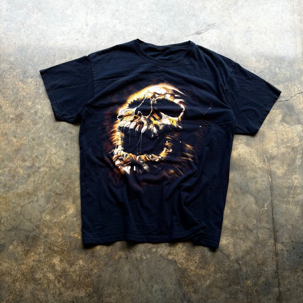 Vintage Y2K Affliction Style‎ Rusted Skull T-shirt